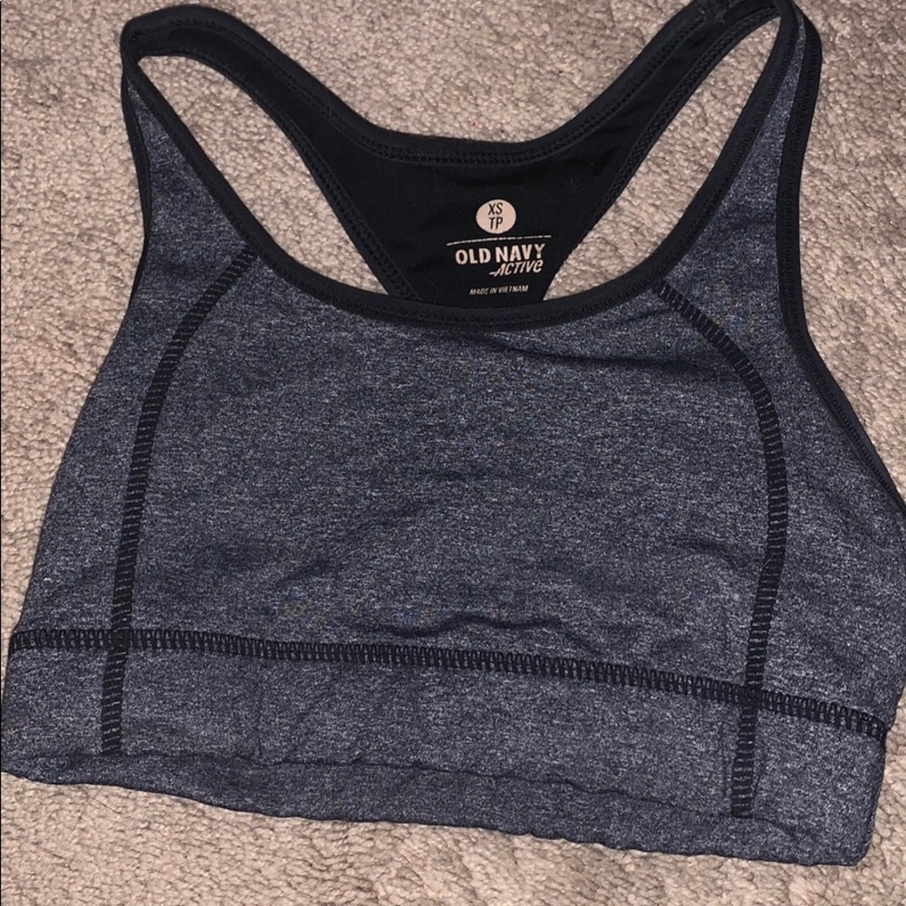 gray sports bra